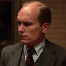Kita tahu tak apa rancangan untuk Tom Hagen dalam Bahagian III kalau Robert  Duvall setuju nak balik? Aku rasa macam benda akan jadi lain kalau dia ada.  Korang rasa apa akan jadi