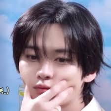 뾰.. ^・֊・^ ੭