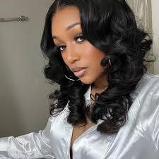 I need a nail tech 🥰💛 Chicago south preferably 🫶🏾 !!! tired of going in  shops 💛