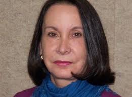 Aventuras Literárias recebe a escritora Áurea Luz