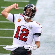 In 2002 he became the youngest quarterback in the history. Super Bowl Tampa Bay Buccaneers Holen Den Titel Tom Brady Uberragt Sport A Z