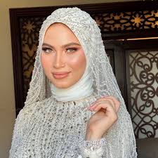 Beautiful Huda😍 @nawalahmed_veil_hairdresser