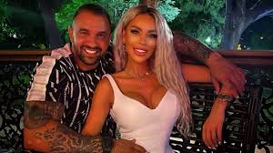 Bianca drăgușanu și alex bodi, din nou separați. Bianca DrÄƒguÈ™anu Nu ComenteazÄƒ ViaÈ›a Lui Alex Bodi Ar Putea PlÄƒti 100 000 De Euro È™tiri De Actualitate È™i Divertisment