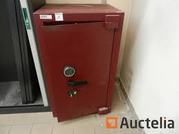 Kgaa and until 1991 it had been active under the name kundenkreditbank Fichet Valois 150 Safe