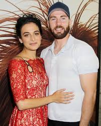 Located at 2971 briar knoll drive, the hunky 'avengers' actor paid $1,260. Chris Evans Calls Ex Girlfriend Jenny Slate His Favorite Human Abc News