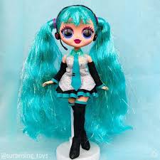 Lolomg Lolsurprise Cosmic Nova Lol Surprise Omg Cosmic Nova As Hatsune Miku In 2020 Lol Dolls Balloon Cartoon Balloon Animals