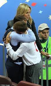 He raised two children with his wife alison. Gareth Southgate Embraces Family After England S World Cup Defeat Daily Mail Online