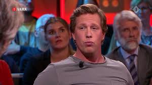 Je ziet er meer over in bovenstaande video. De 16 Jaar Jongere Vriendin Van Freek Vonk Is Een Lust Voor Het Oog Dagelijks Nederland
