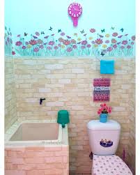 Desain kamar mandi atau bathroom sederhana dan murah dibawah ini bisa anda tiru atau paling tidak dijadikan acuan dalam membangun kamar terkadang ada orang yang ingin membangun kamar mandi atau bathroom berdasarkan desain kamar mandi atau bathroom sederhana sekali dan. Inspirasi Desain Kamar Mandi Sederhana Info Kece