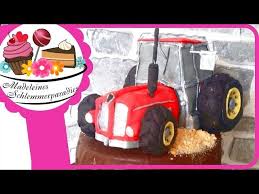 Zubereitung die eier mit sahne vermischen. Traktor Aus Fondant I Selber Modellieren I Diy Madeleines Schlemmerparadies Youtube