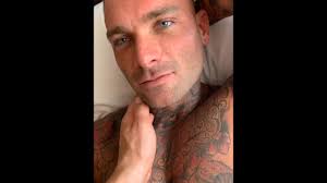 Tatoué Billy Essex Muscle Adoré Par Griffin - Pornhub.com
