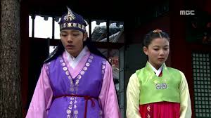 Wol was born from a noble family and became 2012 mbc drama awards: The Moon Embracing The Sun Rakuten Viki