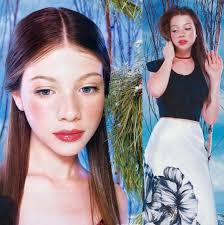 Amber Benson, Soleil Moon Frye, Alexis Bledel, Tammy Lynn Michaels, and  Michelle Trachtenberg