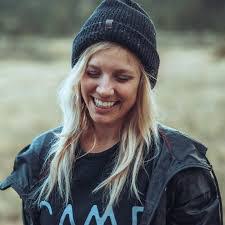 Elsa Link's Instagram, Twitter & Facebook