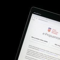 U Nedoumici Ste Oko Dobivanja Propusnice Svi Odgovori Oko Najtrazenijeg Dokumenta Mogu Se Dobiti Na Jednom Mjestu Tportal