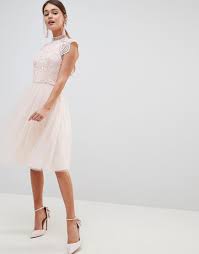 Retrouvez l'énergie, le style et le service personnalisé des magasins la baie dans un environnement de magasinage agréable et convivial. Chi Chi London Cap Sleeve Lace 2 In 1 Midi Dress With Tulle Skirt In Pink Lyst