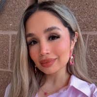 Noreen Hill's Instagram, Twitter & Facebook