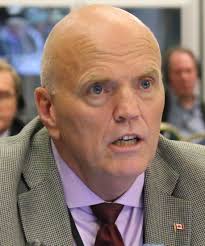 Vernon White (politician)