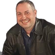 Susan Hubble's Instagram, Twitter & Facebook