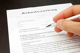 A fost încheiat pe baza contractului colectiv de muncă convenit între consiliul de administraţie al societăţii salariatul se obligă: Vrei SÄƒ Lucrezi Legal In Germania Vezi Ce Fel De Contract De MuncÄƒ PoÈ›i Incheia Ziarul Romanesc Germania