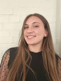 Victoria Reis's Instagram, Twitter & Facebook