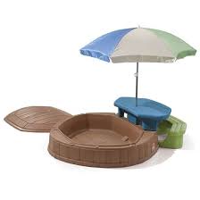 The sandbox can hold up to 200 lbs of sand ( not included) and comes with 2 shovels and 2 pots. Naturally Playful Summertime Play Center Kids Sand Water Play Step2