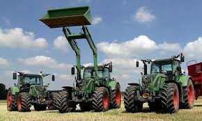 The tracked tractors in the fendt 900 vario mt series (mobile trac) are especially efficient in covering large areas, and feature a whole new level of ride comfort, based on a with these characteristic features, the fendt 900 vario mt tracked tractor is a valuable addition to the fendt tractor range. Fendt 700 Series Fendt Traktoren Traktor