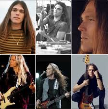 My first post in this Group... 👏🏻👏🏻👏🏻❤️🎸 Each photo, one good  story...