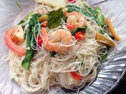 Tomyam bee hoon with fried fish meat, bee hun soup, fried fish bee hoon, fried fish bee hoon, meehoon siam. July 2016 Bila Dapur Busu Berasap
