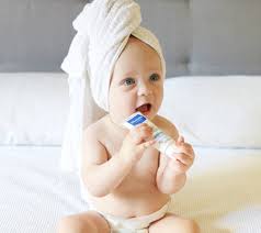 It comes with a nonslip cleansing pouch, so it's easier for kids to hold while scrubbing. 10 Of The Best Baby Shampoos In Australia In 2021 One Fine Baby