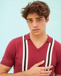 He portrayed jesus adams foster in фостеры (2013), for which he was nominated for a teen choice. Noah Centineo On The Internet S Obsession With Peter Kavinsky And Opening Himself Up For Sierra Burgess Is A Loser Teen Vogue