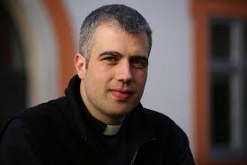 Michael Alberter's Instagram, Twitter & Facebook