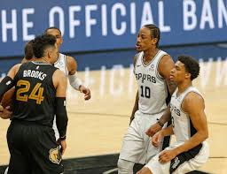 10 spurs will tip off against the no. Memphis Grizzlies Vs San Antonio Spurs Play In Game Preview Grizzly Bear Blues