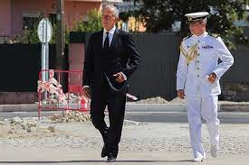 Se ricardo salgado não se saísse bem do processo judicial do bes, marcelo rebelo de sousa, por ser seu amigo, não teria condições para concorrer. Ricardo Salgado Reaparece Em Funeral De Amigo Ex Ministro Dos Negocios Estrangeiros Nacional Flash