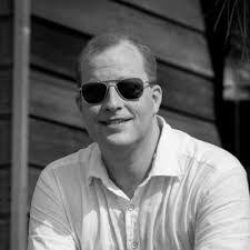 Devin Macdonald's Instagram, Twitter & Facebook