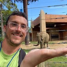 Eric Buckman's Instagram, Twitter & Facebook