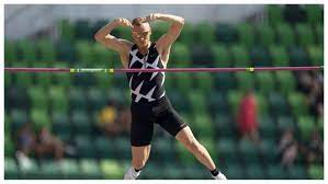 Sam kendricks, other top pole vaulters, compete from home in ultimate garden clash. 11akulwyi Gn5m