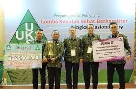 Juara 2 tingkat nasional lomba sekolah sehat 2019 man 2 bulukumba. Smp Astra Agro Lestari Raih Sekolah Sehat Berkarakter Nasional 2019 Majalah Sawit Indonesia