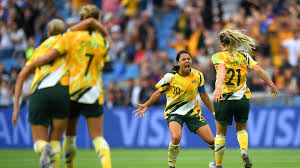 On tuesday night, the matildas secured progression to the final eight of the tokyo 2020 women's football tournament afte Suck On That Sam Kerr Hits Out At Haters After Matildas World Cup Miracle Goal Com