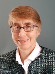 1995 Alumna Rev. Sue Laurie Named Distinguished Alum