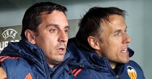 Tmj makan malam bersama gary & phil neville. Gary Neville Phil Neville Valencia Planet Football