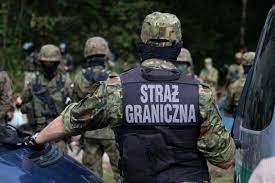 W polsce stan wojenny może być wprowadzony przez prezydenta rzeczypospolitej na wniosek rady ministrów w formie rozporządzenia na części albo na całym terytorium państwa w razie zewnętrznego zagrożenia państwa, w tym spowodowanego działaniami terrorystycznymi, zbrojnej napaści na terytorium rp lub gdy z umowy międzynarodowej wynika zobowiązanie do wspólnej obrony przeciwko agresji. Tiavla3avncdam
