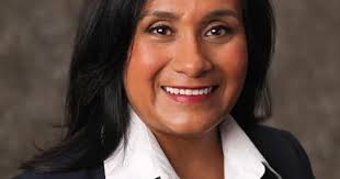 Former Moline alderwoman elected to serve