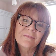 Before my cancer diagnosis last December I was offered a new position at  Edge Hill University. I'm really happy to share that they kindly waited for  me to complete my treatment and