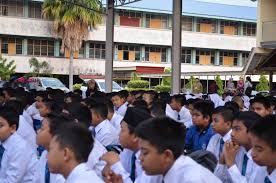 Sekolah menengah kebangsaan datin onn jaafar (smkdoj) is better known as doj or pesta by most of the residents in batu pahat, and was established in early 1977. Friday 6th Of Students Of Smk Dato Onn Butterworth Facebook