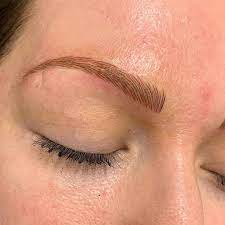 Never Fill In Your Eyebrows Again Microblading Offers A Semi Permanent Real Looking Alternative To Tattooed Eyebrows Our Wo Brow Studio Eyebrow Tattoo Brows