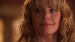 What you guys think of Lois and Oliver's relationship and do you guys think  that WB/CW had Lois date another DC Superhero because they didn't want  Clark and Lois to get together