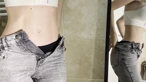 淋浴前的脱衣舞 - – 看我从各个Angle脱衣服