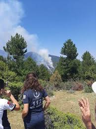 Vatandaşlar birçok noktada çıkan yangın. Oo7 Yxrt6no22m