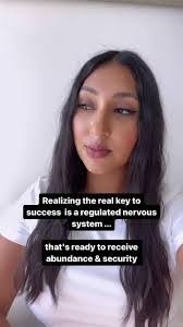 Kristin Thayer's Instagram, Twitter & Facebook